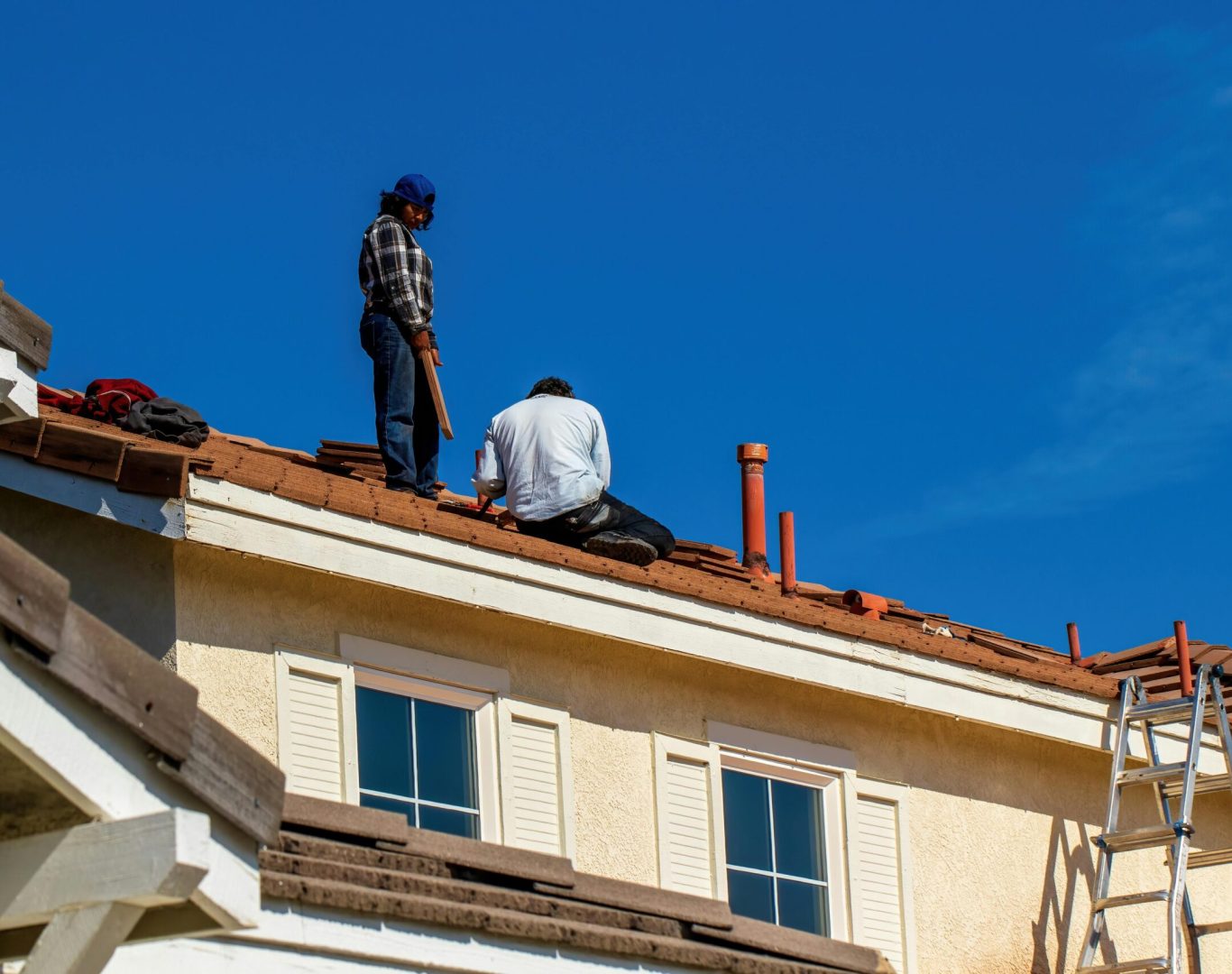 Expert team providing residential roofing services in Boise, ID near me.