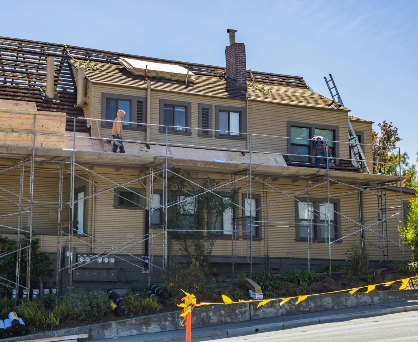 Expert team providing residential roofing services in Boise, ID near me.